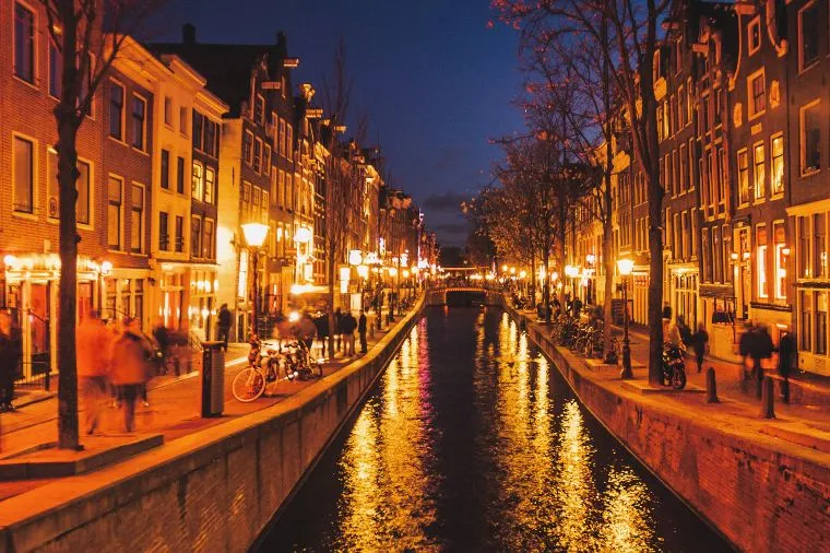 荷兰阿姆斯特丹旅游攻略:阿姆斯特丹分区地图及特色街区介绍
